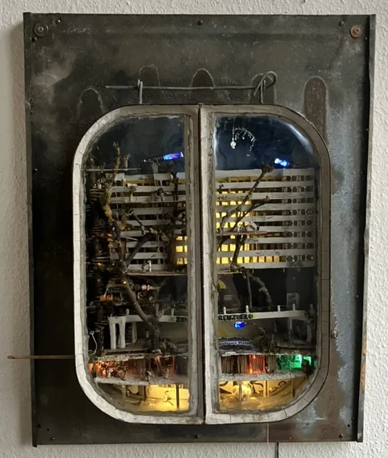 Final Kotti window with the creature illuminated